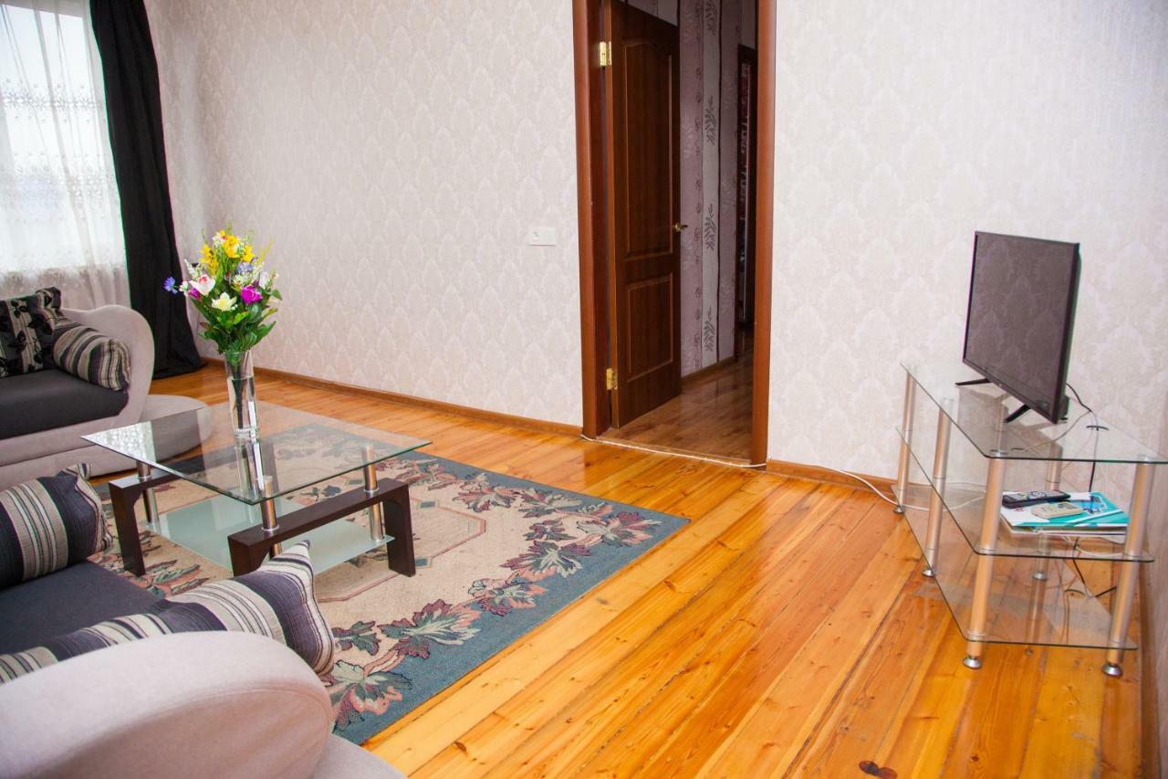 Apartment on Stalevariv Street 7 Zaporizhia Eksteriør bilde