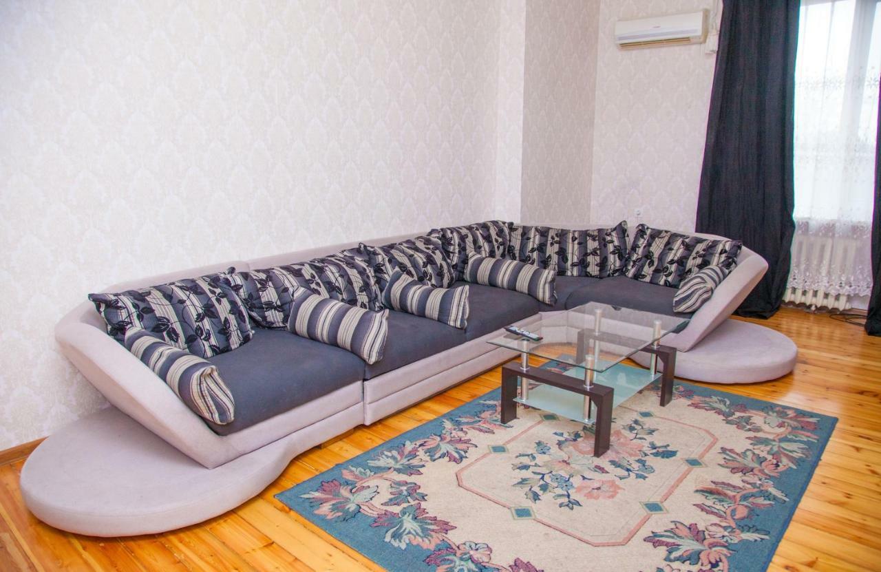 Apartment on Stalevariv Street 7 Zaporizhia Eksteriør bilde